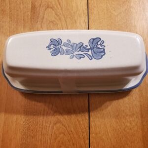 Pfaltzgraff USA Yorktowne Blue Floral Butter Dish Stamp 28